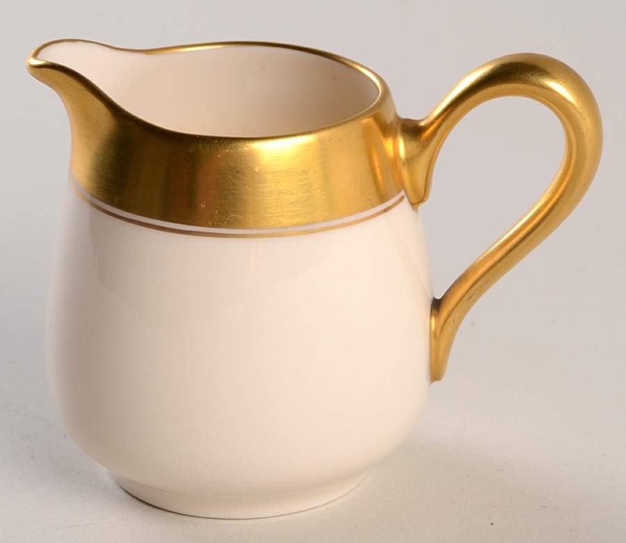 86 1-2 Breakfast Creamer by Lenox-1