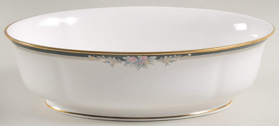 Alyssa 9" Oval Vegetable Bowl by Lenox-1