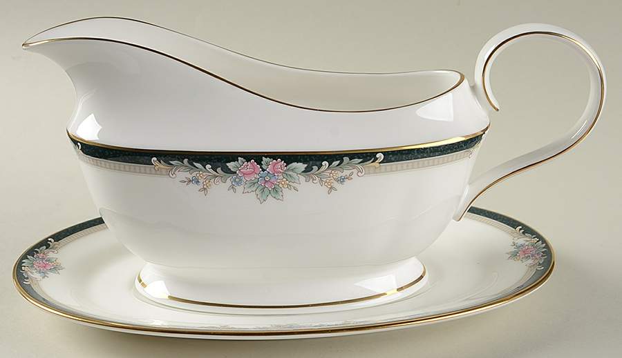 Alyssa Gravy Boat & Underplate by Lenox-1