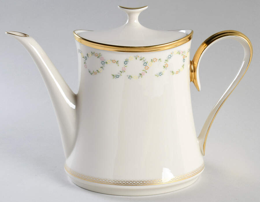 Amanda Tea/Coffee Pot & Lid by Lenox-1