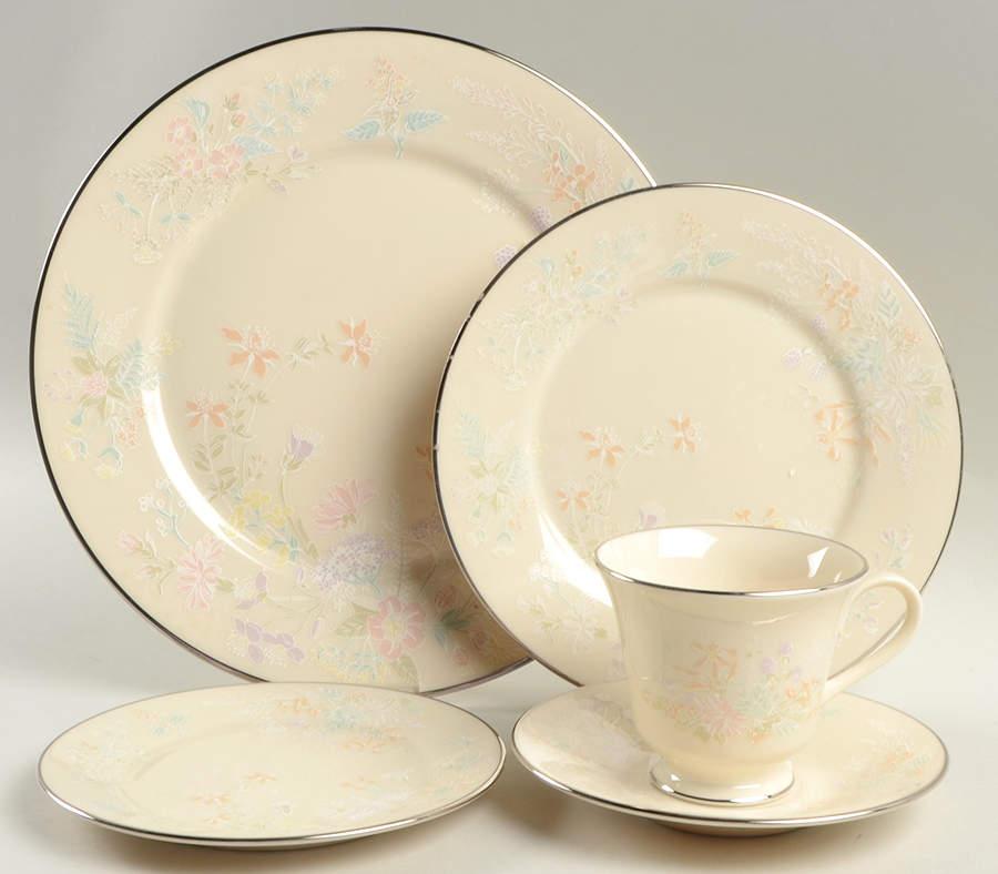 April 5 Piece Place Setting by Lenox-1