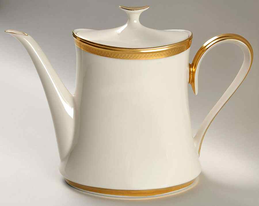 Aristocrat Tea/Coffee Pot & Lid by Lenox-1