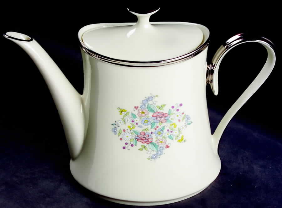 Ascot Tea/Coffee Pot & Lid by Lenox-1