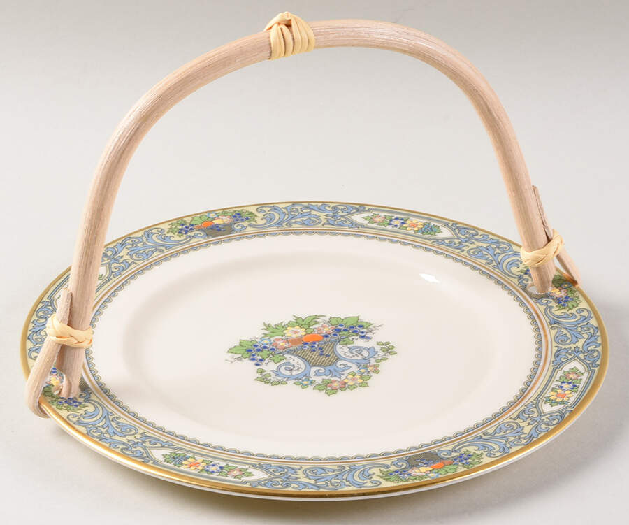 Autumn (Newer, Gold Backstamp) 5 3/8"-5 5/8" Bamboo Handled Serving Plate  HC by Lenox-1
