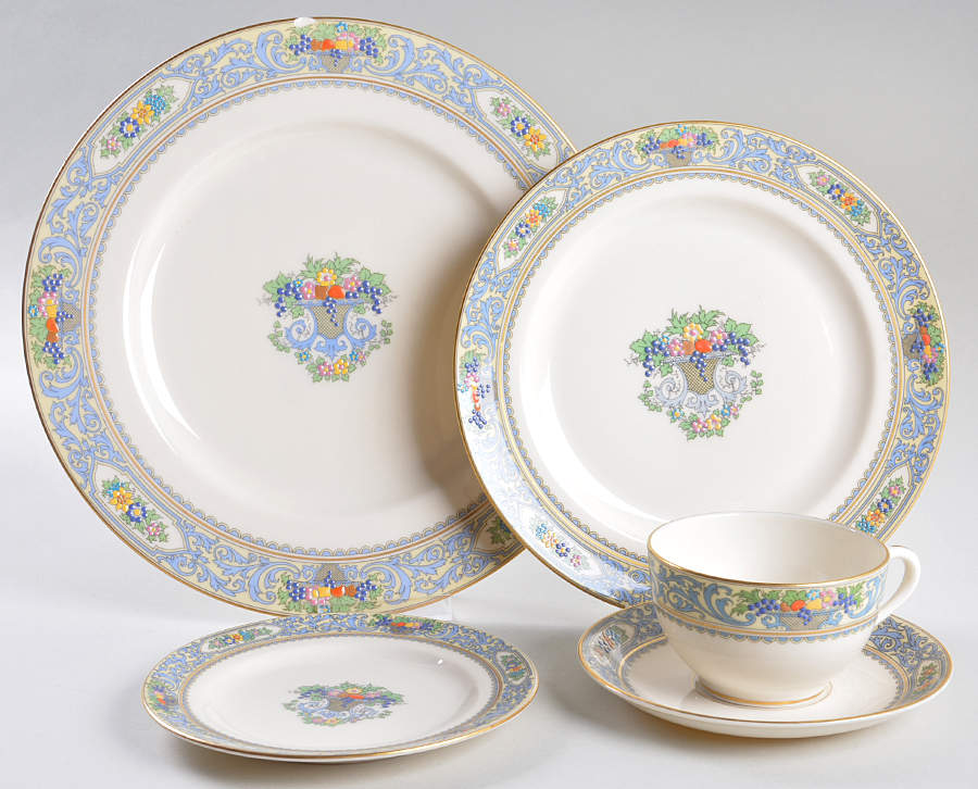 The Autumn (Black Or Green Stamp) 5 Piece Place Setting by Lenox-1