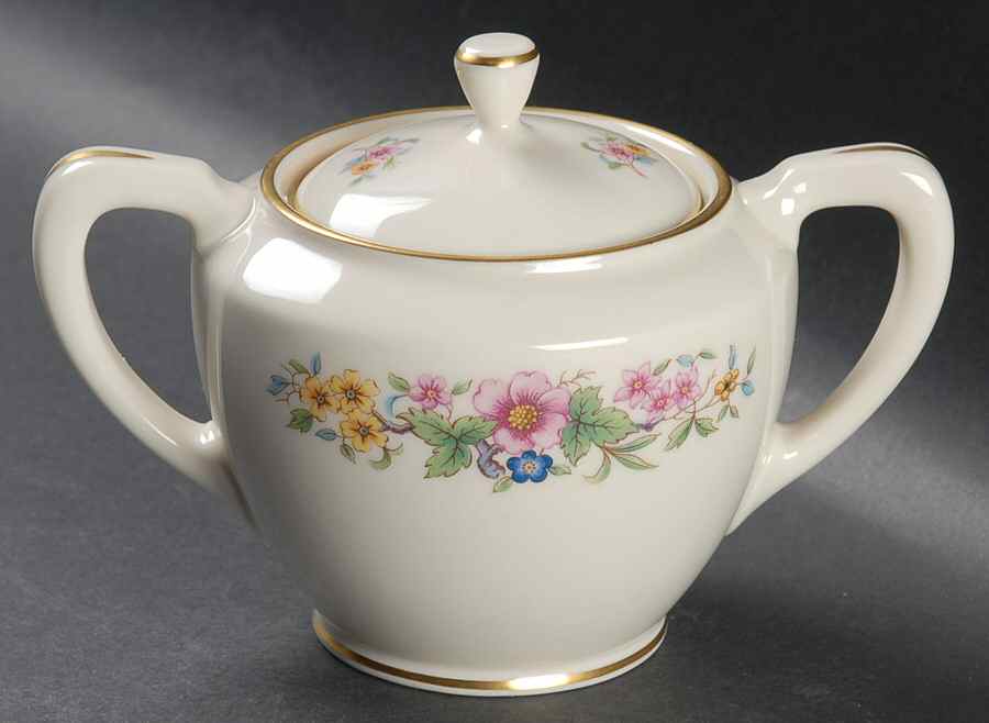Avon Shape 1962 Sugar Bowl & Lid by Lenox-1