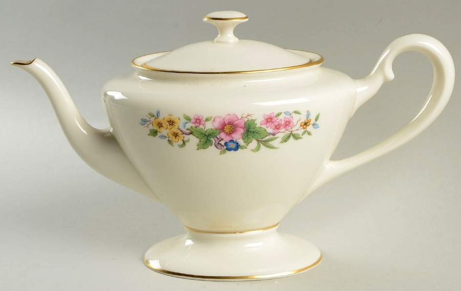 Avon Shape 742 Small Teapot & Lid by Lenox-1