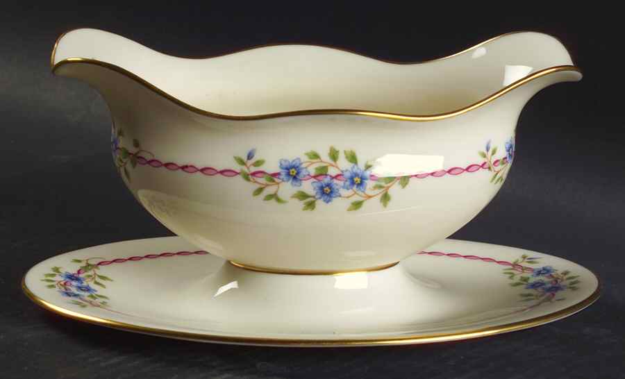 Belvidere Gravy Boat with Attached Underplate by Lenox-1