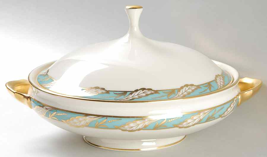 Bellevue Sea Green Round Covered Vegetable by Lenox-1