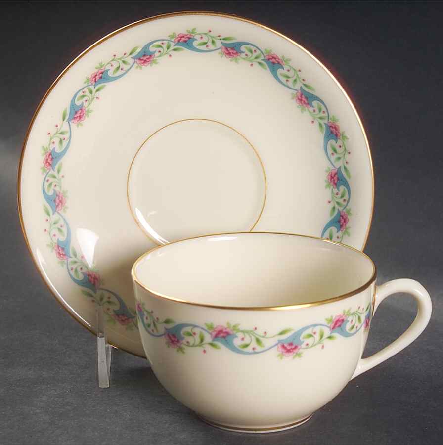 Bellefonte Oversized Cup & Saucer Set by Lenox-1