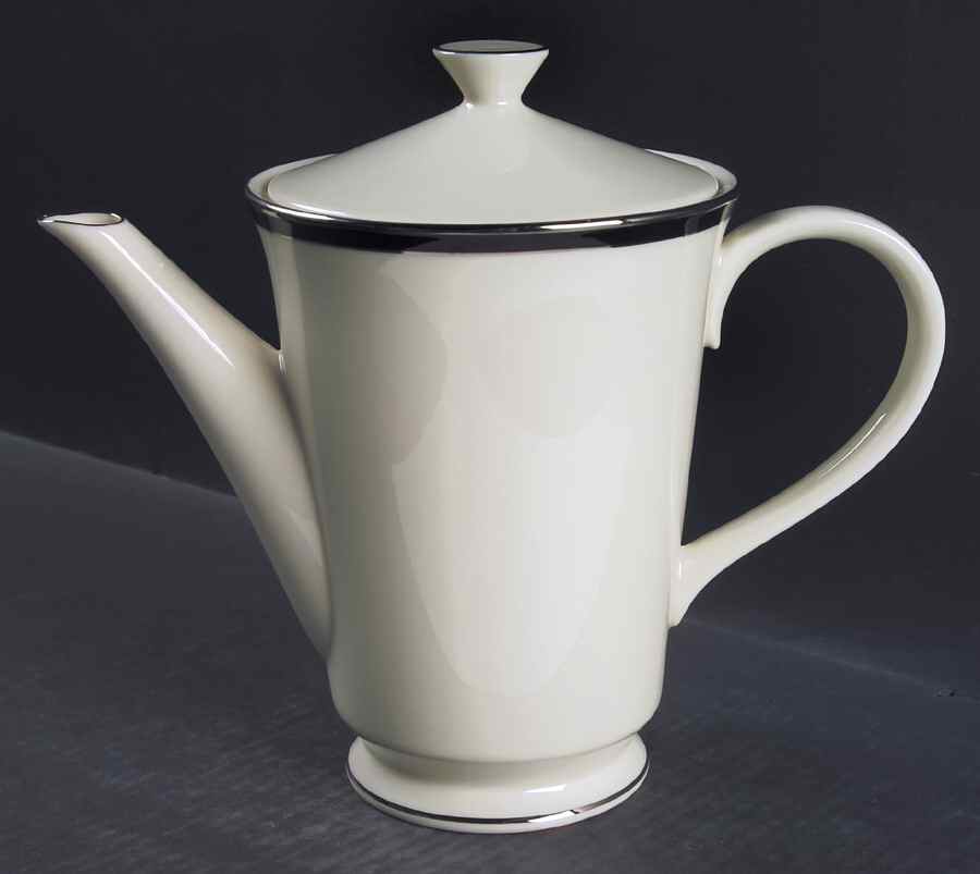 Black Royale Tea/Coffee Pot & Lid by Lenox-1