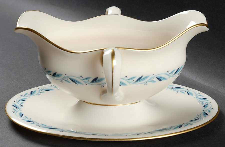 Blueridge Gravy Boat with Attached Underplate by Lenox-1