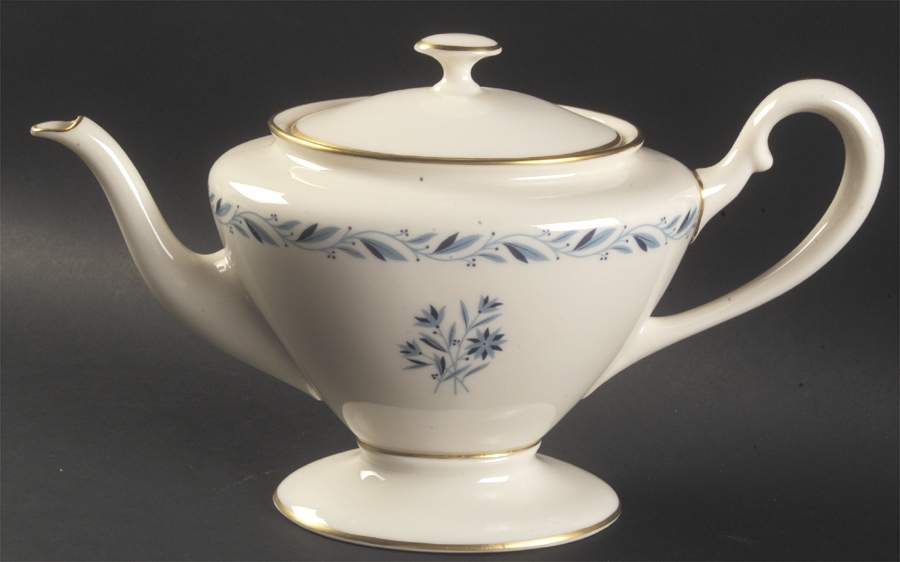 Blueridge Shape 742 Teapot & Lid by Lenox-1