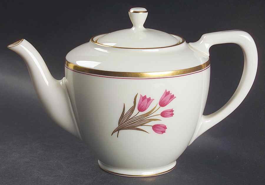 Bradford (Gold Trim) Teapot & Lid by Lenox-1