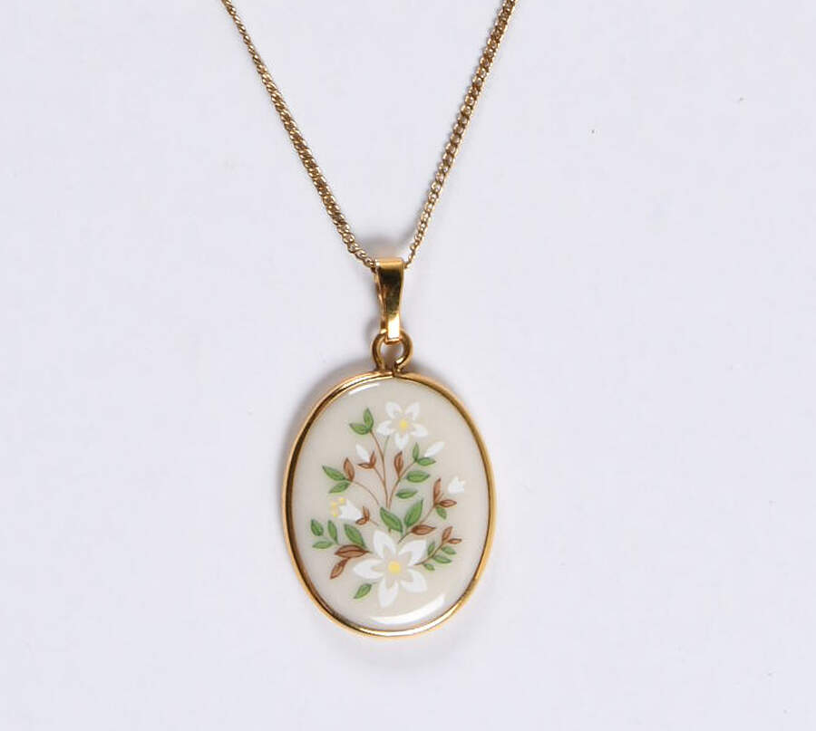 Brookdale Oval Goldplate Necklace by Lenox-1