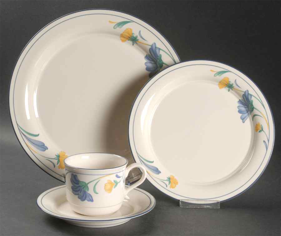 Buttercups on Blue (For The Blue) 4 Piece Place Setting by Lenox-1