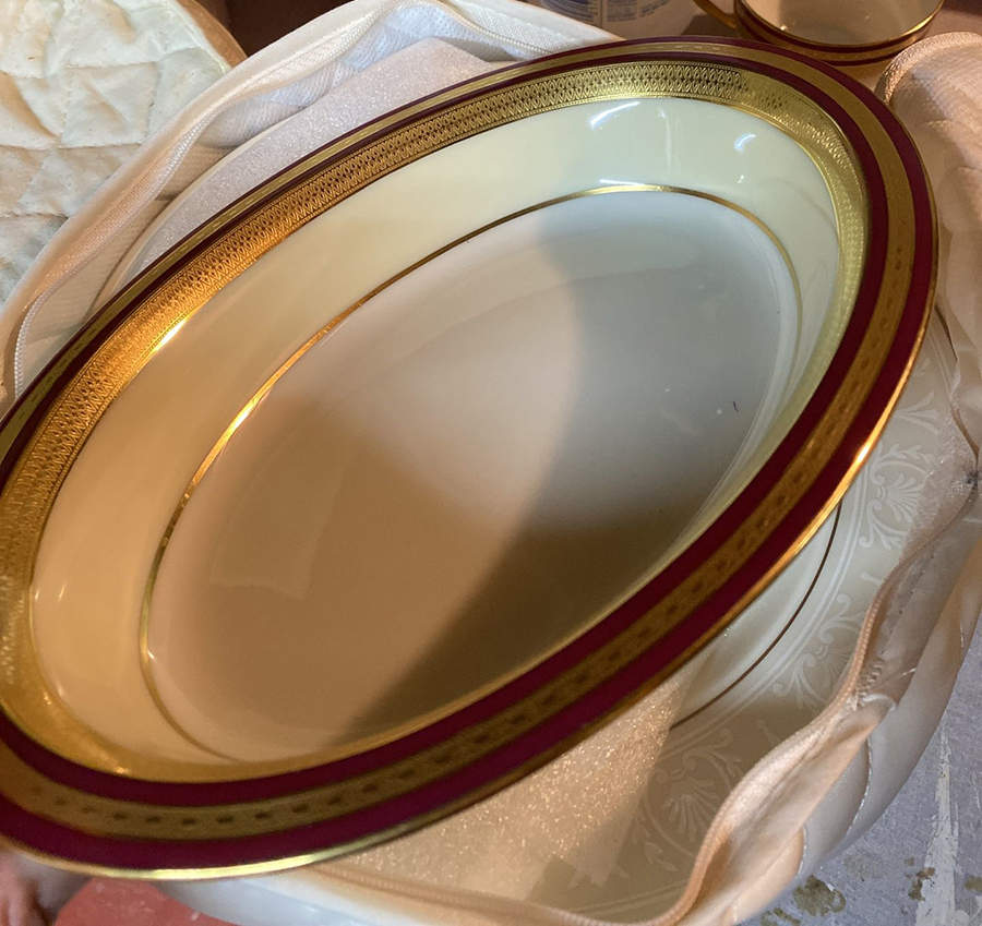 C336r 9" Oval Vegetable Bowl by Lenox-1