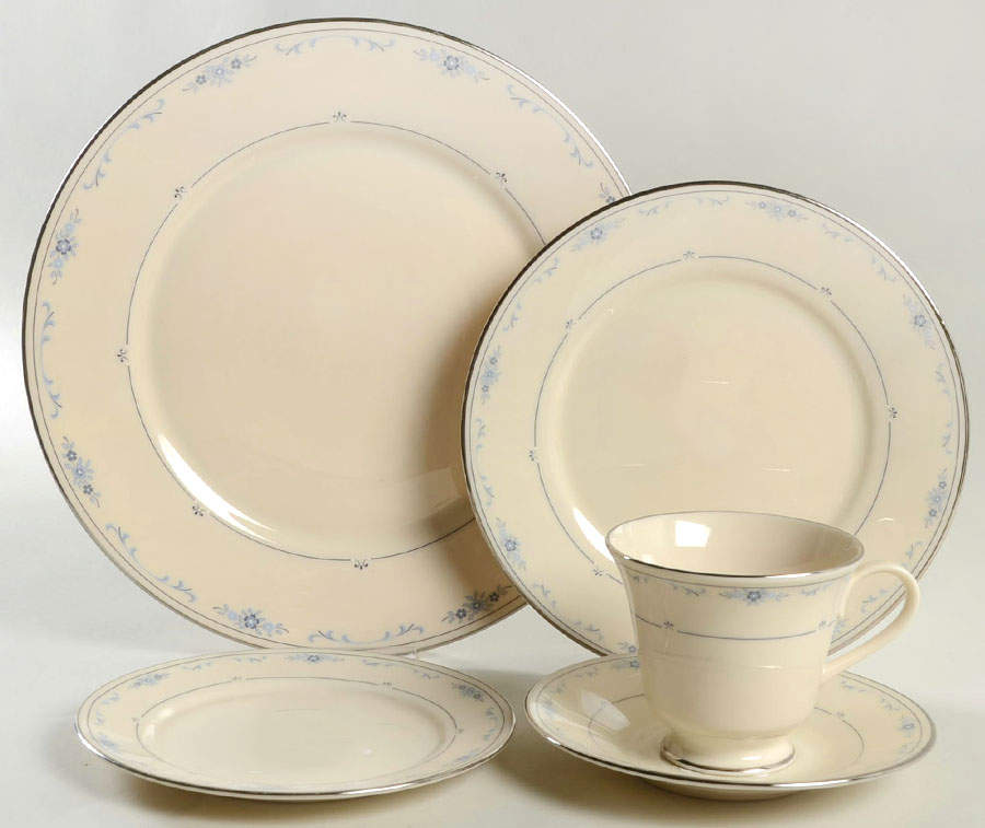 Carolina (Blue Flowers) 5 Piece Place Setting by Lenox-1