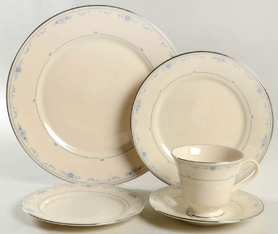 Carolina (Blue Flowers) 40 Piece Estate Set by Lenox-1