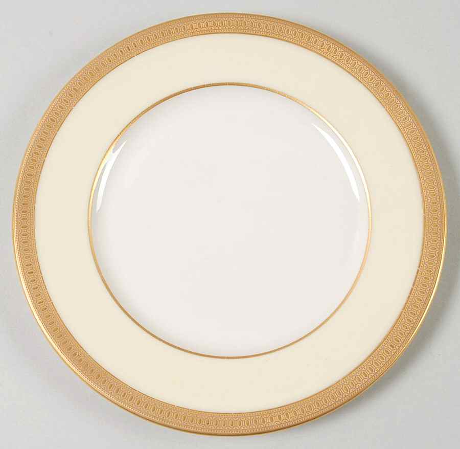 Carolina Cream (Gold Encrusted) Salad Plate by Lenox-1