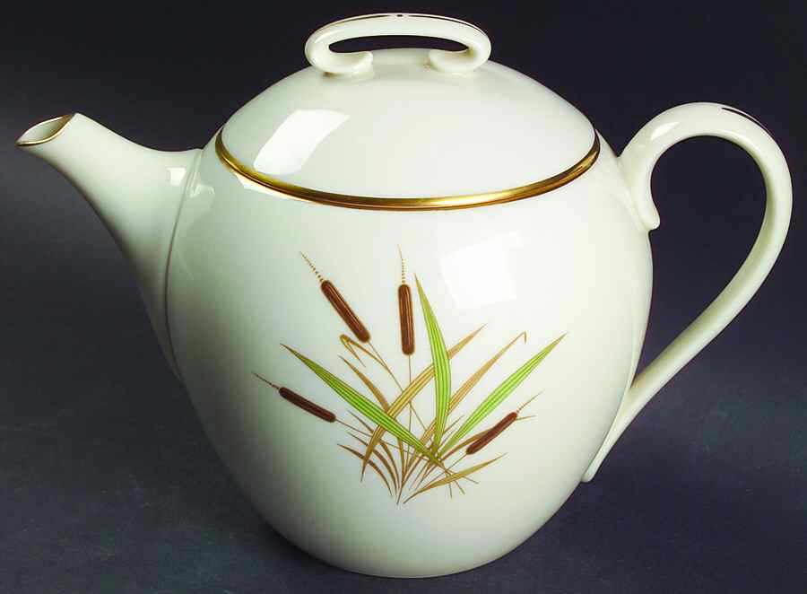 Cattail (Coupe Shape) Teapot & Lid by Lenox-1
