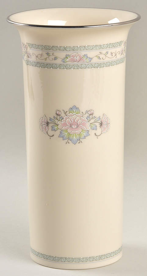 Charleston 8'' Vase by Lenox-1