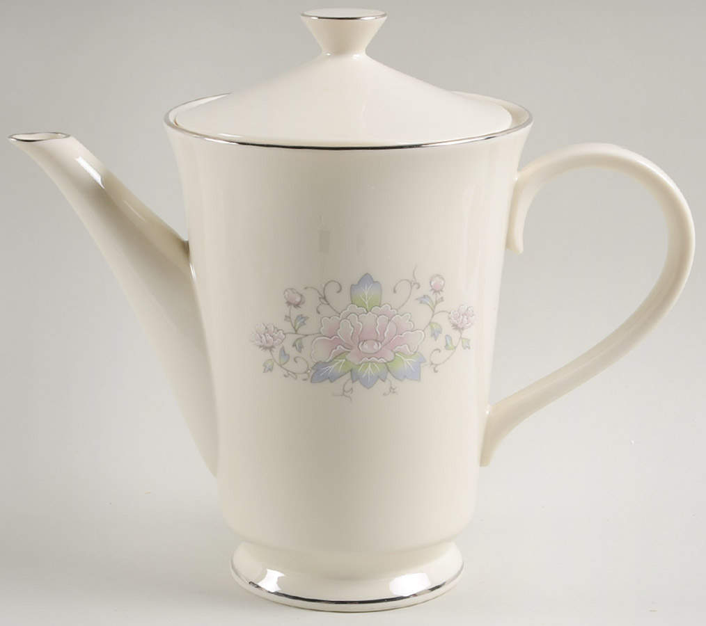 Charleston Tea/Coffee Pot & Lid by Lenox-1