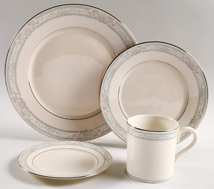 Charleston 4 Piece Place Setting by Lenox-1