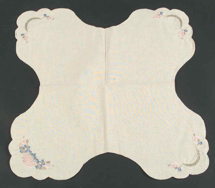 Charleston Linen Bread Basket by Lenox-1