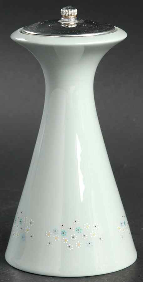 Chalet Salt Mill by Lenox-1