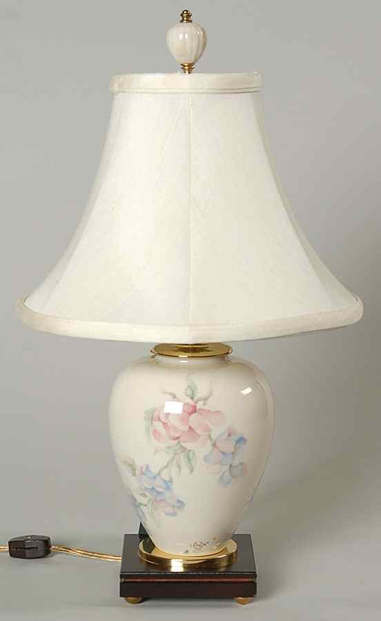 Chatsworth Collection 15" Electric Lamp & Shade by Lenox-1