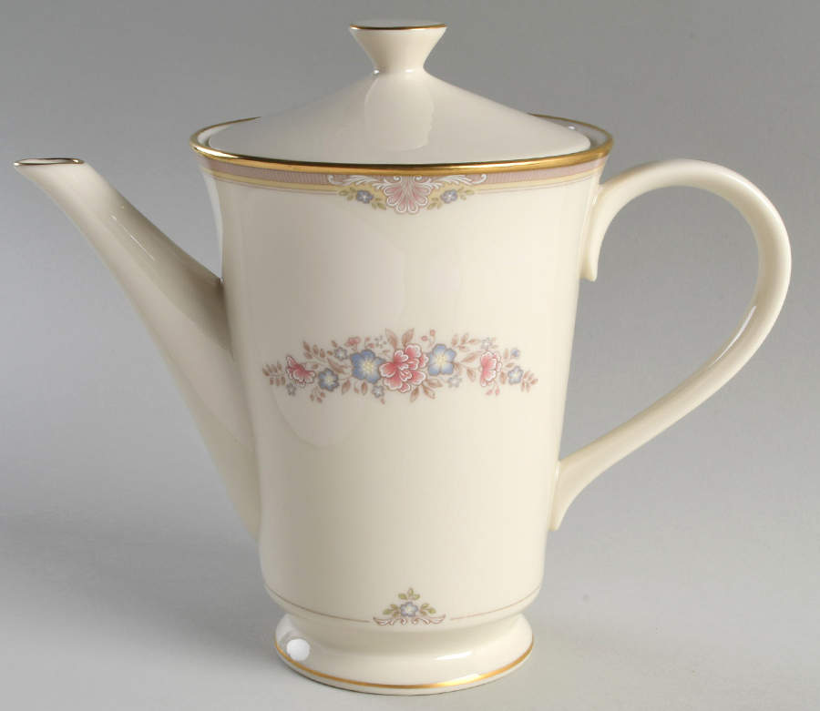 Chesapeake Tea/Coffee Pot & Lid by Lenox-1
