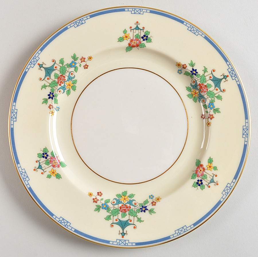 Chippendale Luncheon Plate by Lenox-1