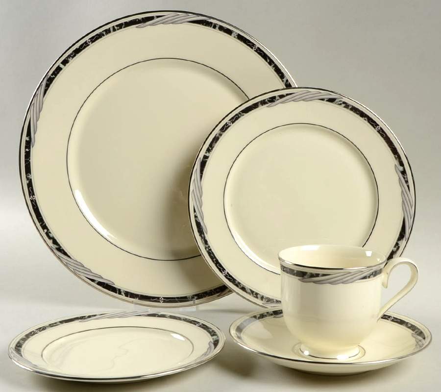 City Chic 5 Piece Place Setting by Lenox-1
