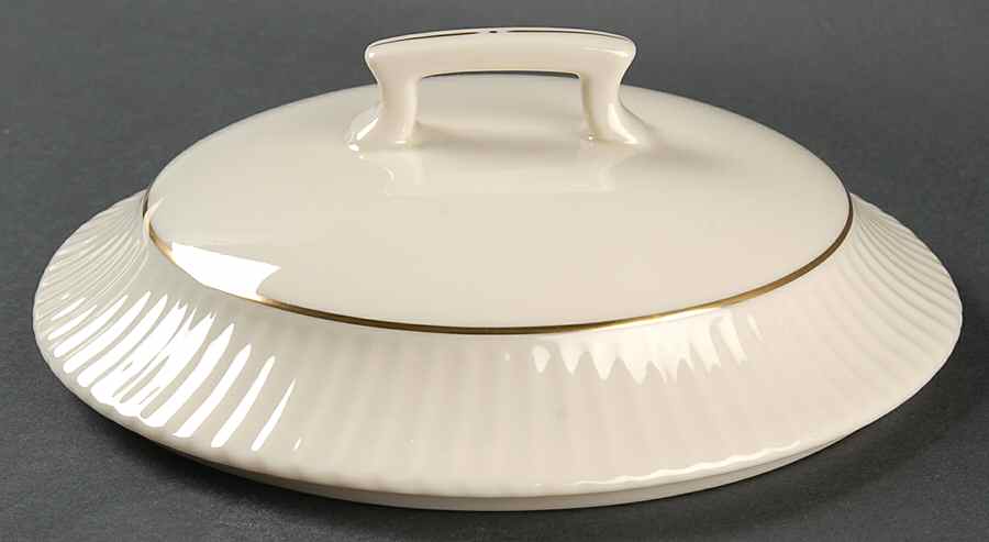 Citation Gold Lid for Round Vegetable by Lenox-1