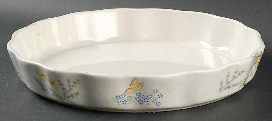Cinderella (Newer, Platinum Trim) 9" Quiche by Lenox-1