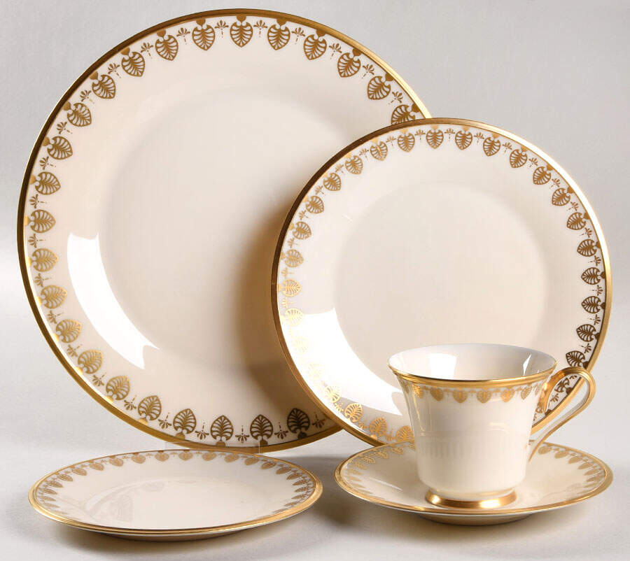 Clarion 5 Piece Place Setting by Lenox-1
