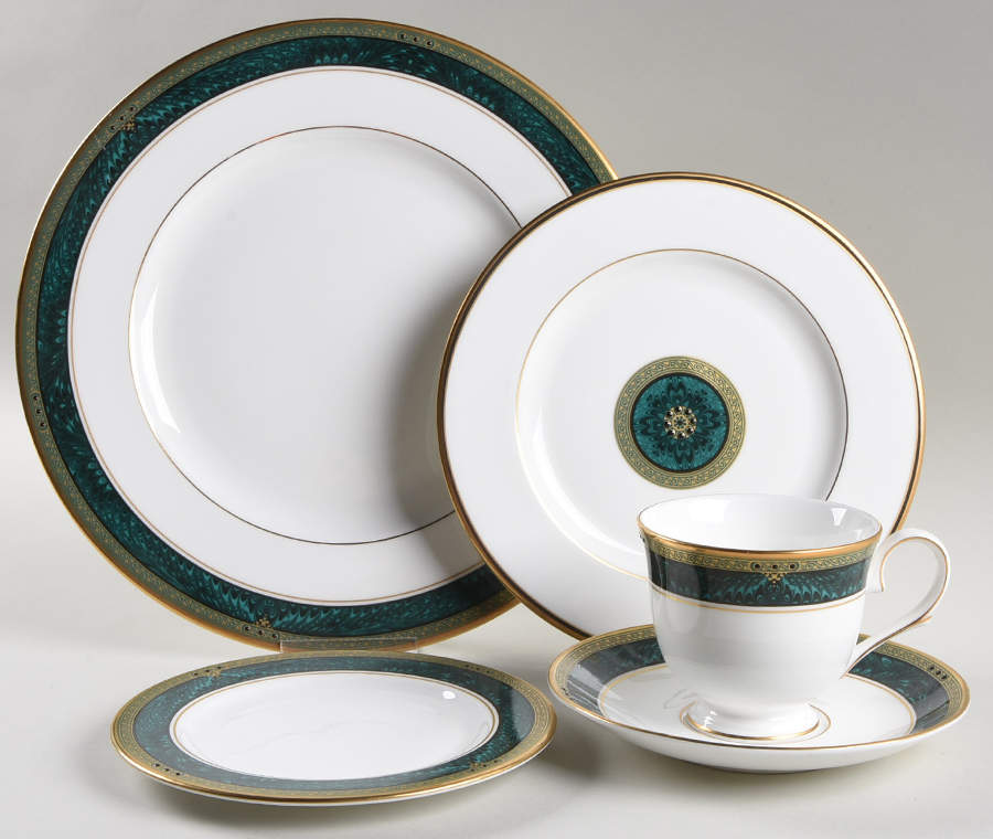 Classic Edition 40 Piece Estate Set by Lenox-1