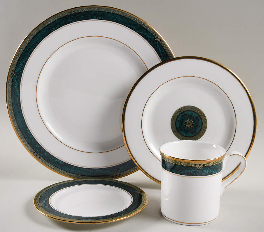 Classic Edition 4 Piece Place Setting by Lenox-1