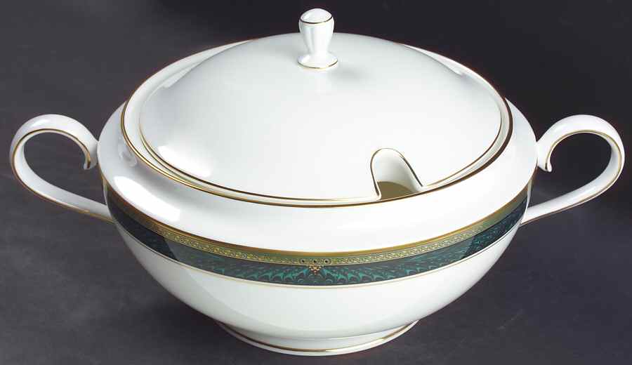 Classic Edition Tureen &  Lid by Lenox-1