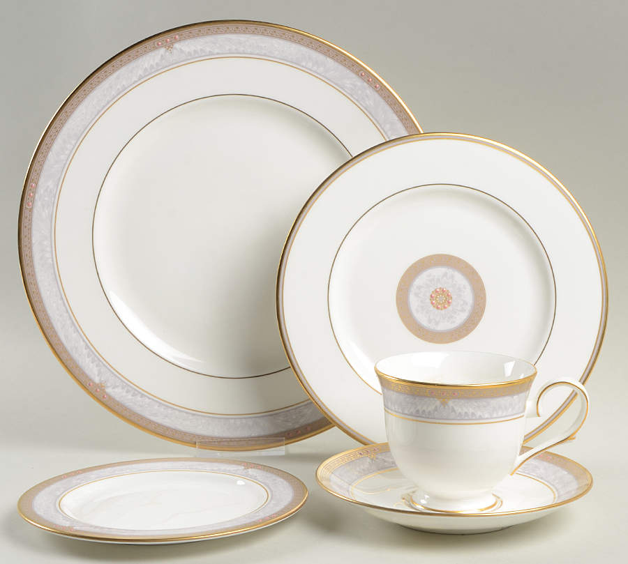 Classic Elegance 5 Piece Place Setting by Lenox-1