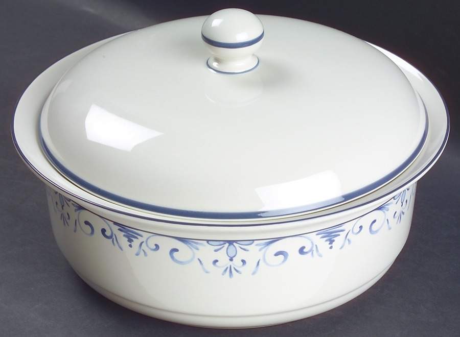 Country Blue 2 Qt Round Covered Casserole (Uses Casr9 + C2cvl) by Lenox-1