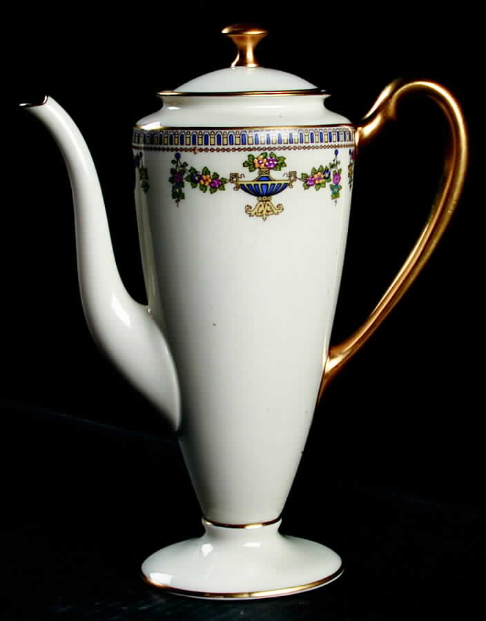 Colonial Coffee Pot & Lid by Lenox-1