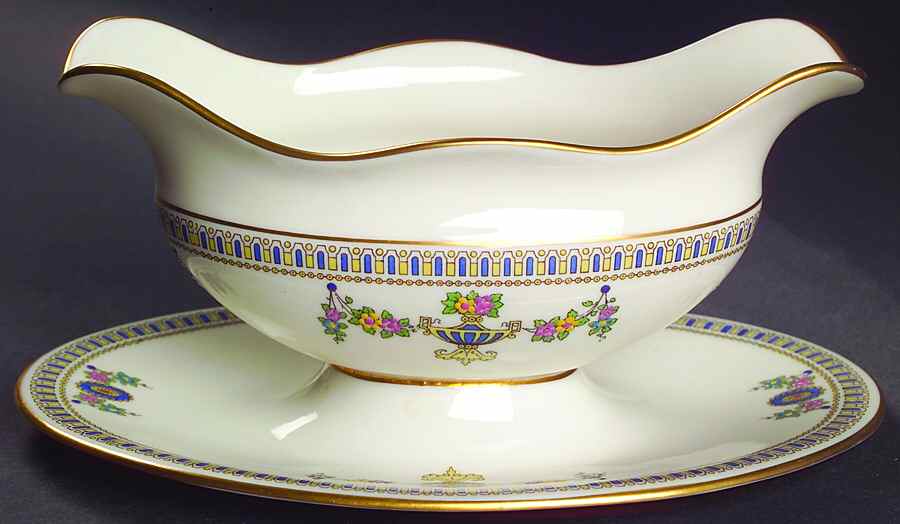 Colonial Gravy Boat with Attached Underplate by Lenox-1