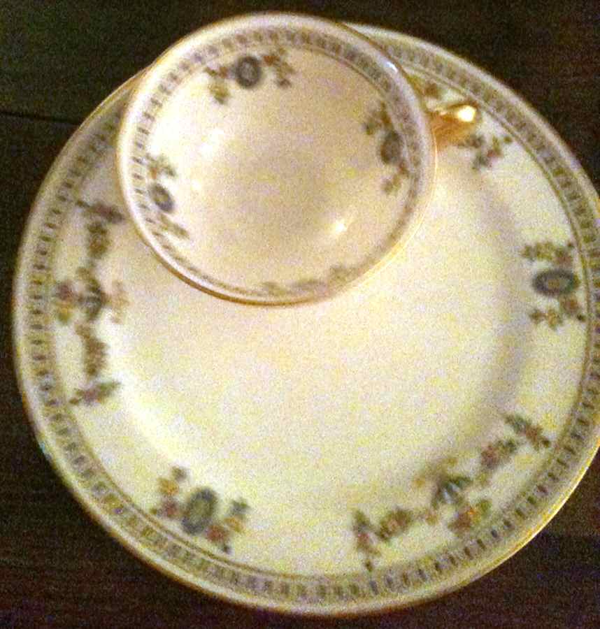 Colonial Snack Plate & Cup Set by Lenox-1