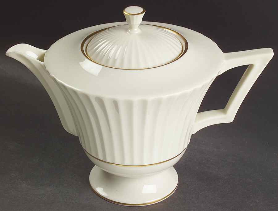 Colonnade Gold Teapot & Lid by Lenox-1