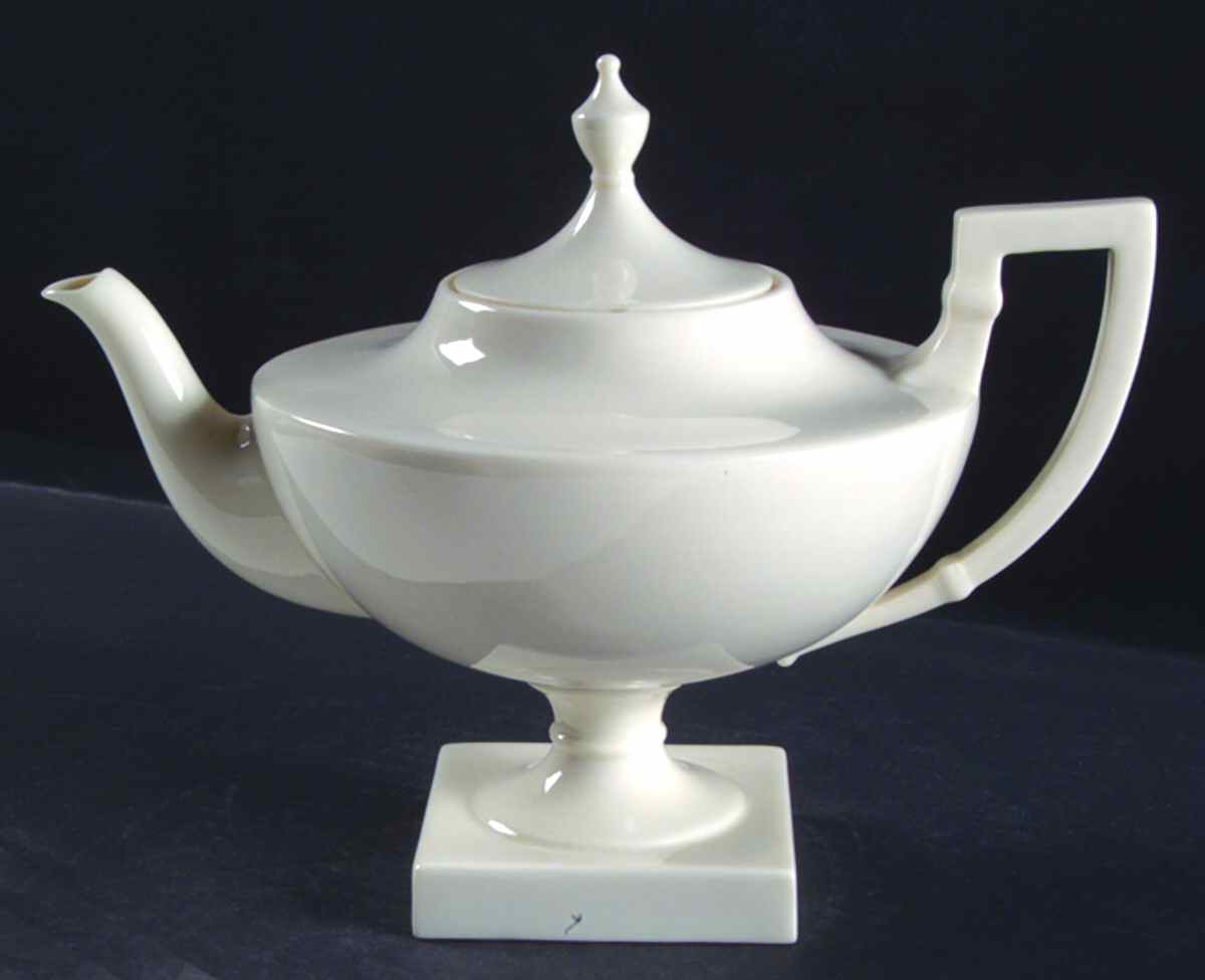 Colonial White Teapot & Lid by Lenox-1