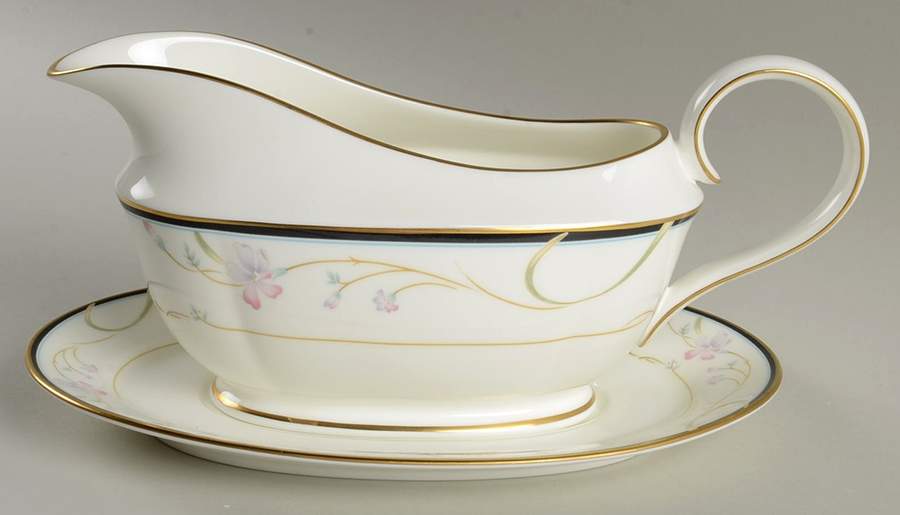 Constance Gravy Boat & Underplate by Lenox-1