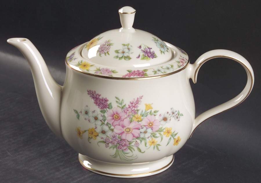 Constitution Teapot & Lid by Lenox-1