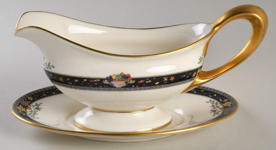 Coronado Gravy Boat & Underplate by Lenox-1